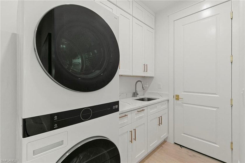 Waterfront Living at Its Finest - Luxury New Construction with - photo 20