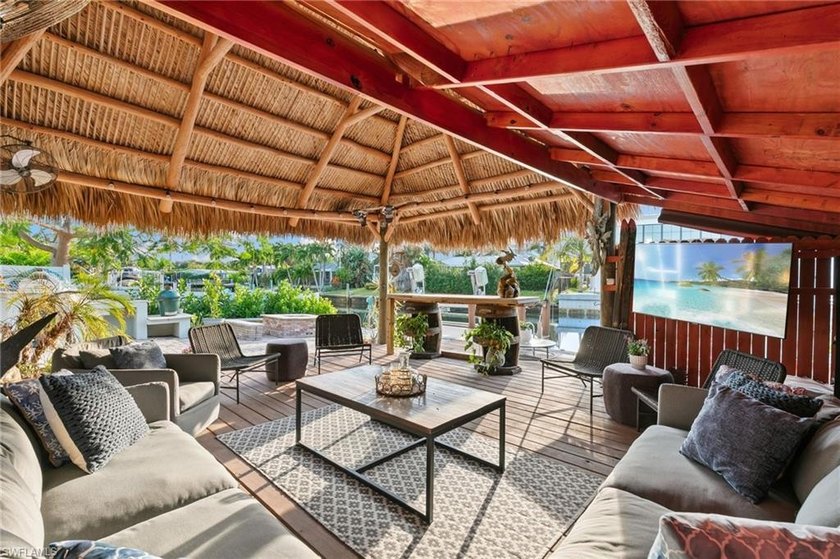 Waterfront Living at Its Finest - Luxury New Construction with - photo 33