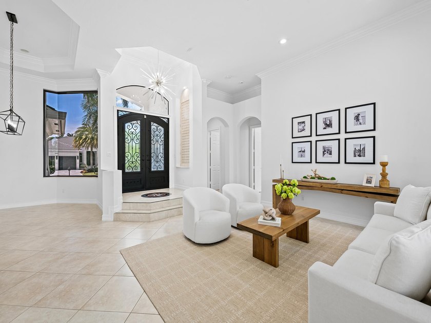 Nestled on a quiet cul-de-sac street, this beautifully - photo 9