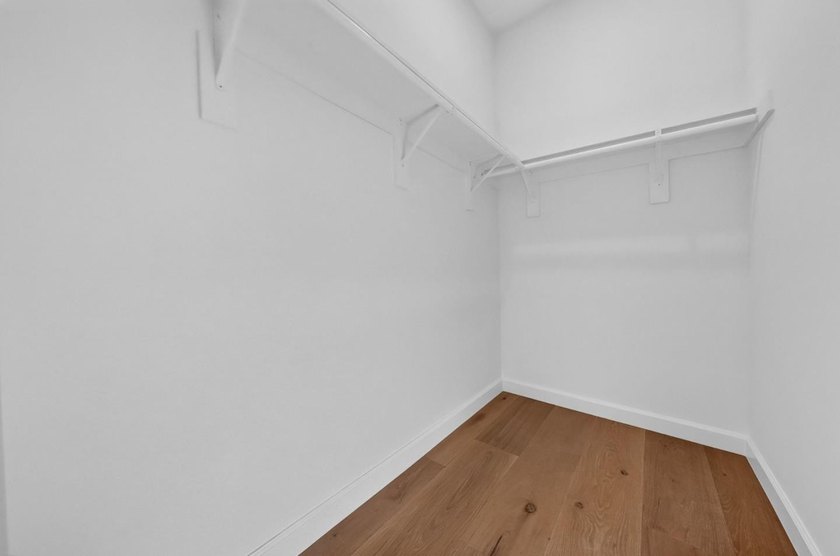 Nestled in one of Cambrian's most desirable neighborhoods, this - photo 48