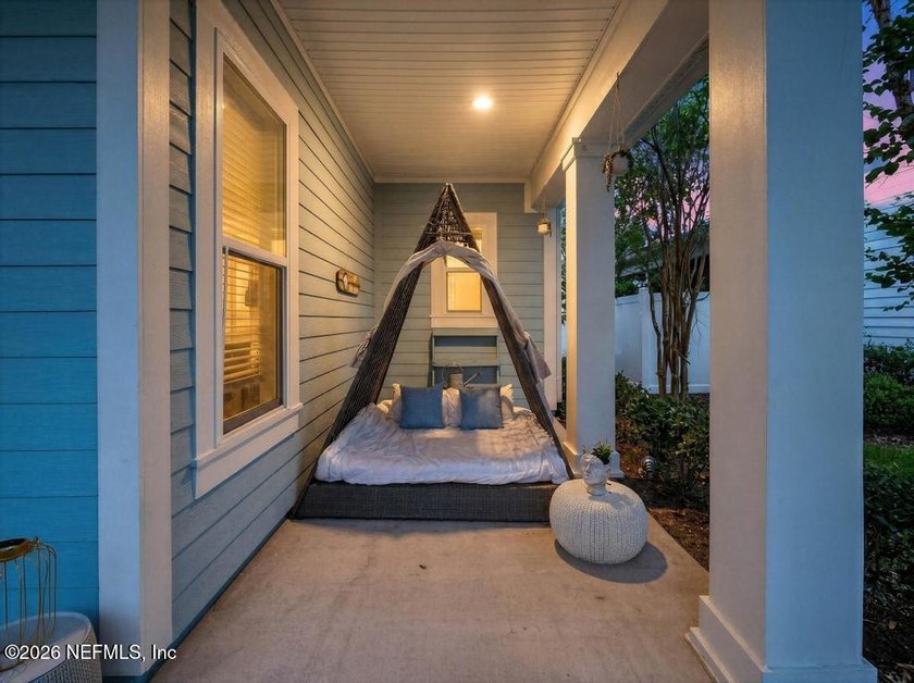 Step into this well designed 4-bedroom, 3.5 bath home featuring - photo 3