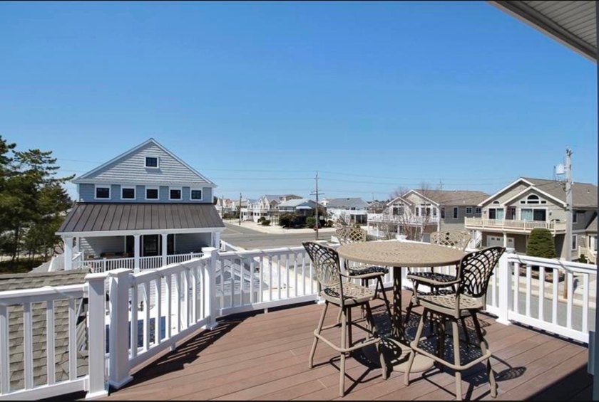 NEWLY RENOVATED!! - This Custom built four bedroom, three and - photo 9