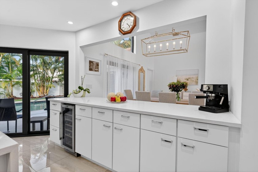 Stunning, renovated two-story estate home located in East Boca's - photo 8