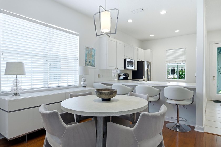 Welcome to New Haven at Abacoa, where timeless charm meets - photo 8