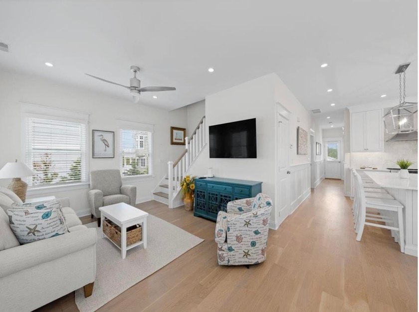 Bay and sunset views!! One of Avalon best opportunities next to - photo 8