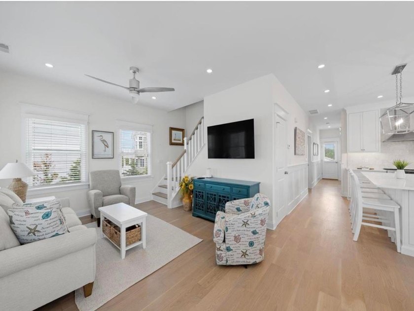 Bay and sunset views!! One of Avalon best opportunities next to - photo 9