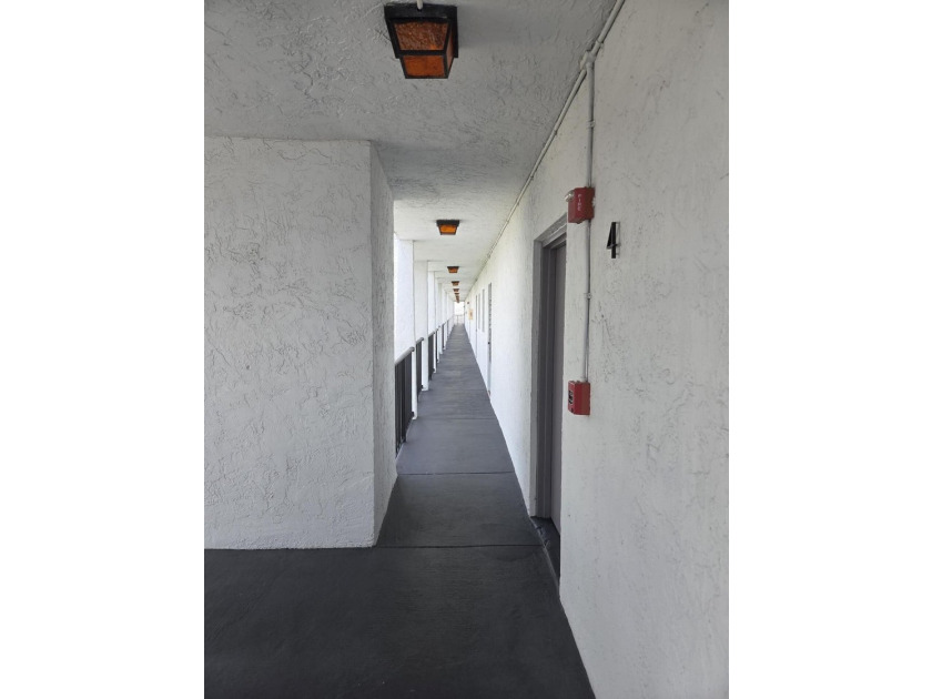 PRICE, LOCATION &amp; STYLE! Beautifully updated 55+ 1/1 condo - photo 4