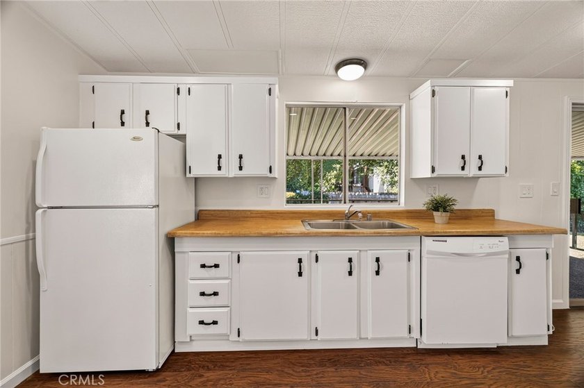 Arguably one of the largest and nicest lots in Casa de Flores - photo 13