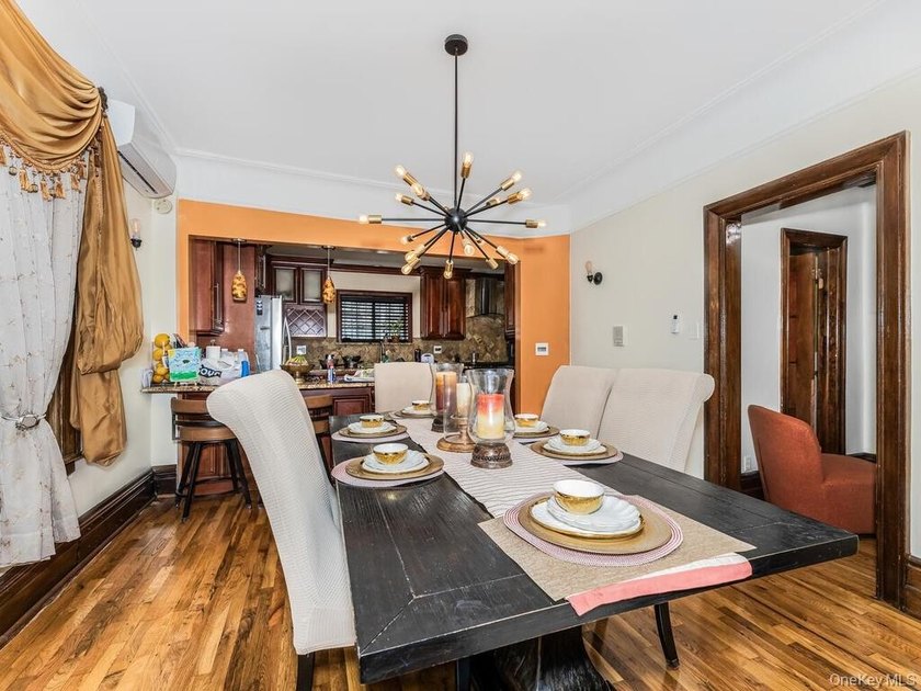 Welcome to 199 W 179th St in the Morris Heights section of The - photo 7