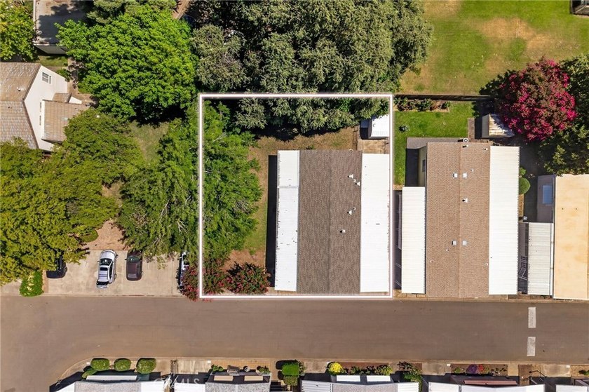 Arguably one of the largest and nicest lots in Casa de Flores - photo 36