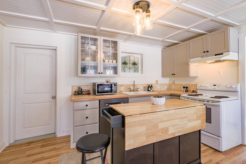 This is the one buyers are constantly searching for and rarely - photo 9