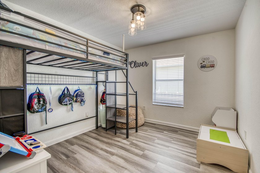 Beautifully updated 4-bedroom, 2-bath home featuring a brand-new - photo 20