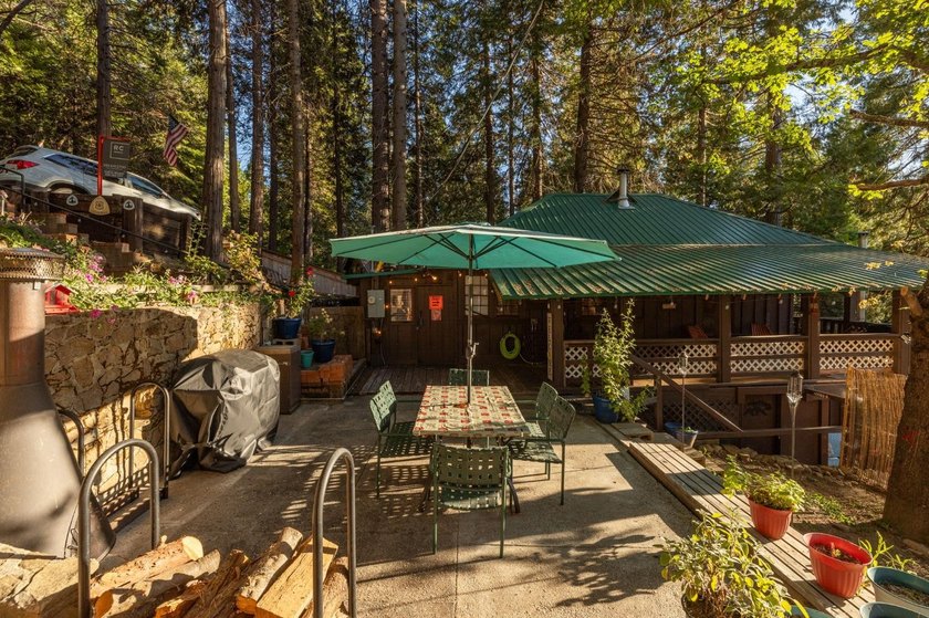 Income-Producing Mountain Retreat Near YosemiteTucked among the - photo 7