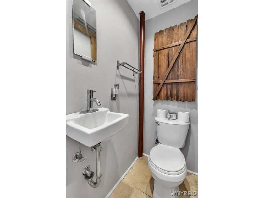 Located in the heart of Buffalo's historic Allentown - photo 17