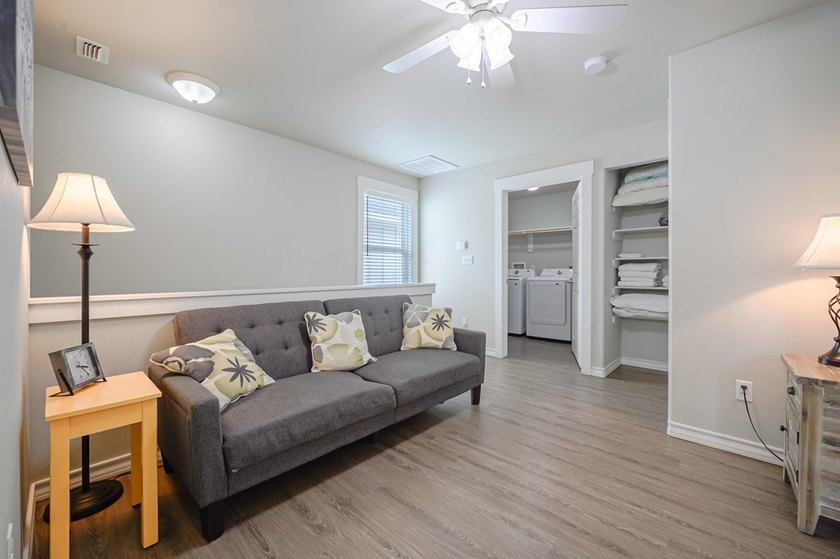 Turnkey Income-Producing Coastal Cottage | STR Allowed | Fully - photo 26