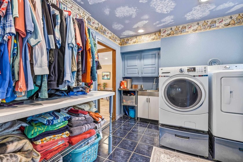 A rare opportunity awaits at 1763 Saint Catherine's Road in - photo 44