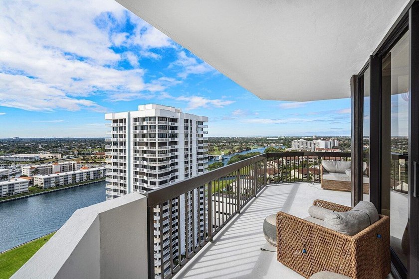 Escape to paradise in this exquisite updated penthouse unit at - photo 35