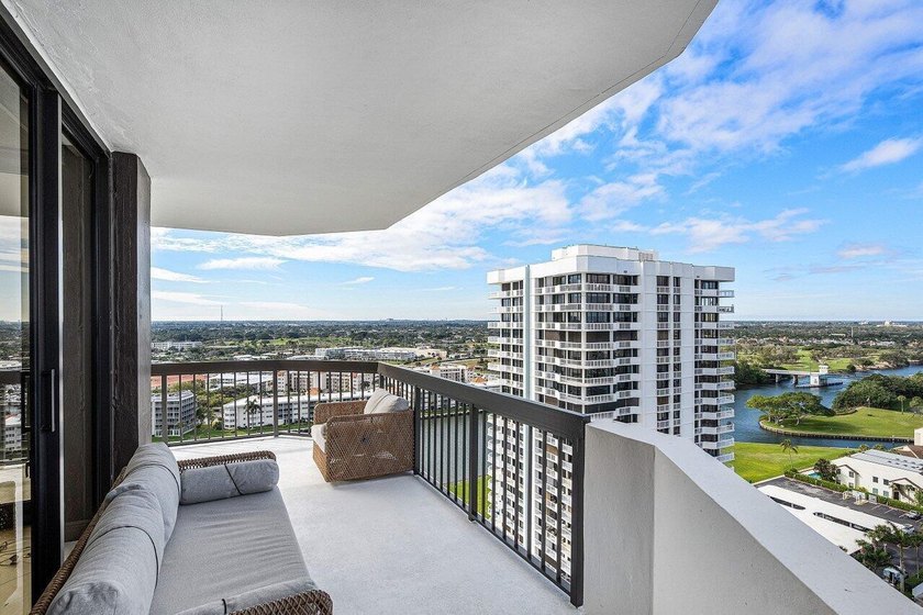 Escape to paradise in this exquisite updated penthouse unit at - photo 37
