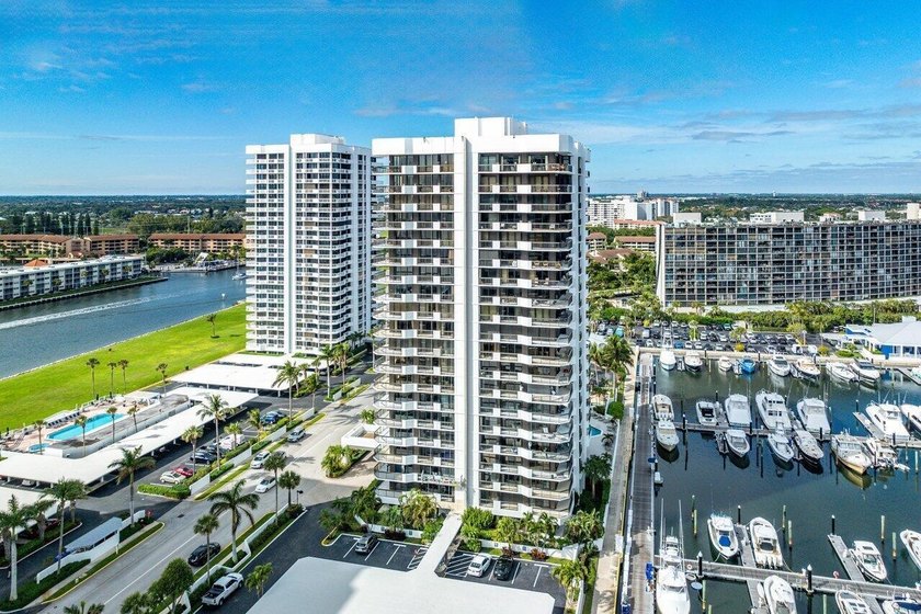 Escape to paradise in this exquisite updated penthouse unit at - photo 40
