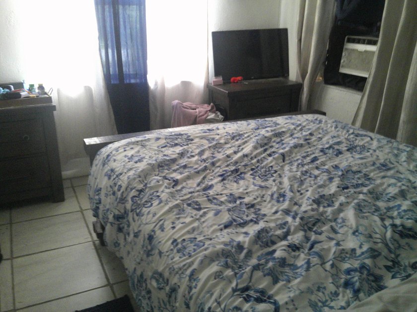 Welcome to Liberty City, 2-bedroom, 1-bathroom single-family - photo 10
