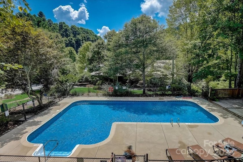 Double Lot on Chestnut Village which is a delightful street w/in - photo 34