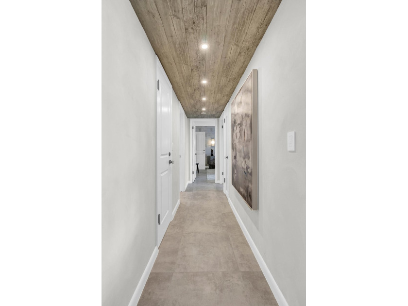 One-of-a-kind and unlike anything else in Essex Tower, this - photo 15