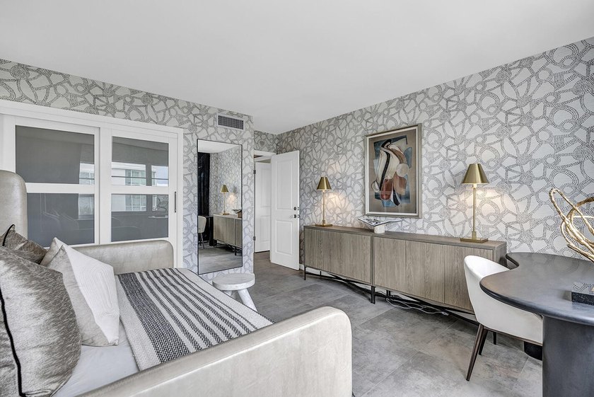 One-of-a-kind and unlike anything else in Essex Tower, this - photo 25