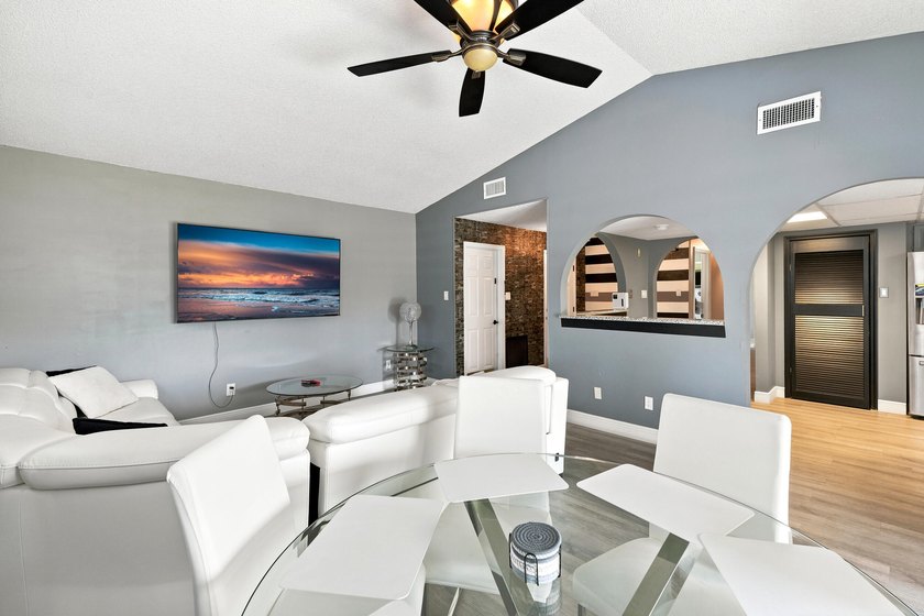 Don't miss this beautifully maintained 3-bedroom, 2-bath home - photo 9