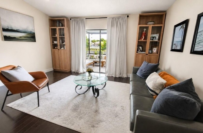 Welcome to this move-in-ready 3-bedroom, 2-bath home offering 1 - photo 5