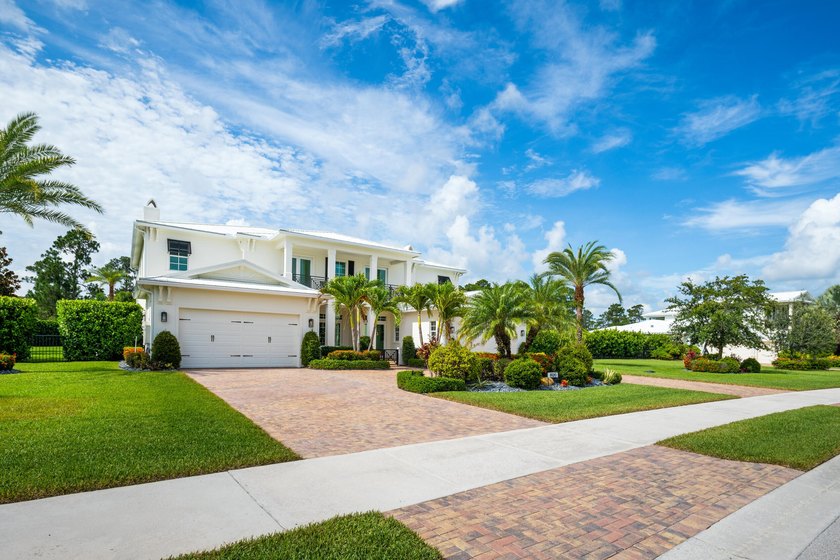 Welcome to 8120 SE Old Plantation Circle located in Prado, one - photo 2