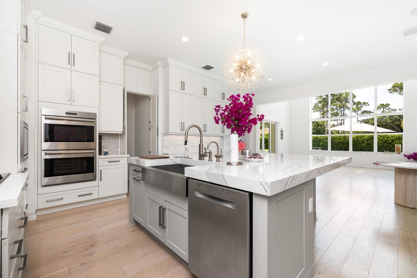 Welcome to 8120 SE Old Plantation Circle located in Prado, one - photo 9