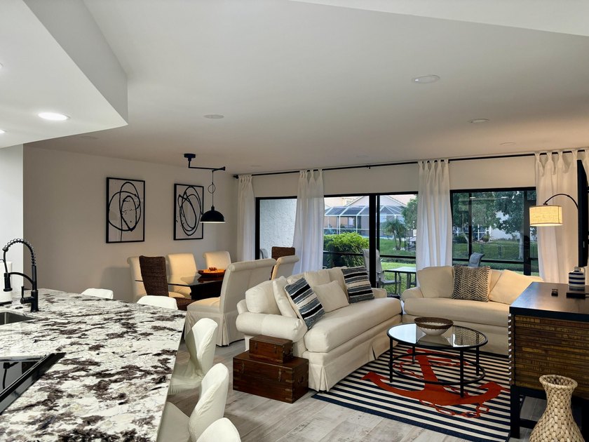 ONE LEVEL 1st floor condo is ready to move-in. Totally remodeled - photo 8