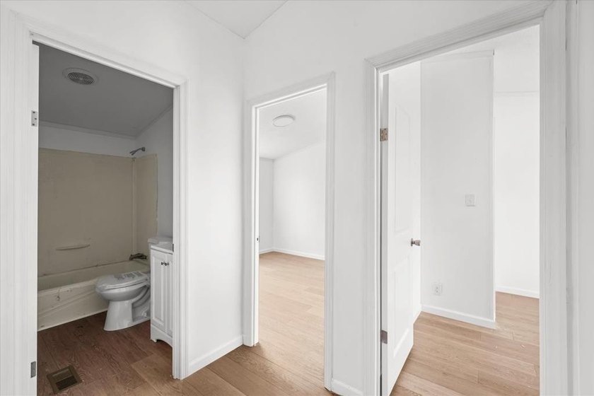 BACK ON THE MARKET AT NO FAULT TO SELLER Spacious double-wide - photo 17