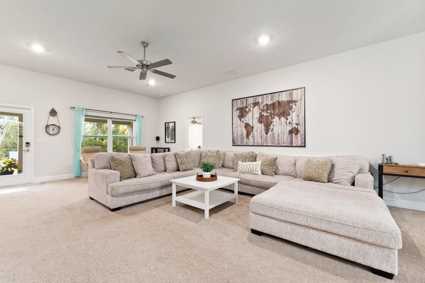 This stunning 2022-built CBS home features (4) beds, (3) baths - photo 19