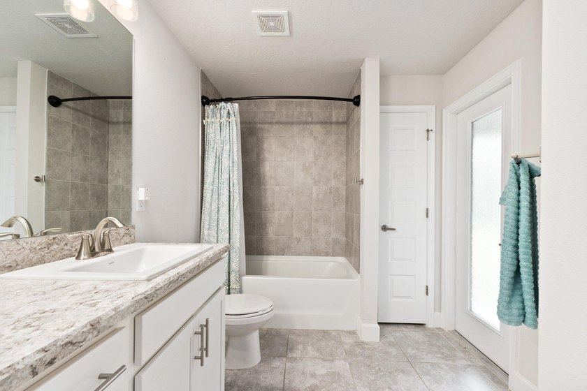 This stunning 2022-built CBS home features (4) beds, (3) baths - photo 40