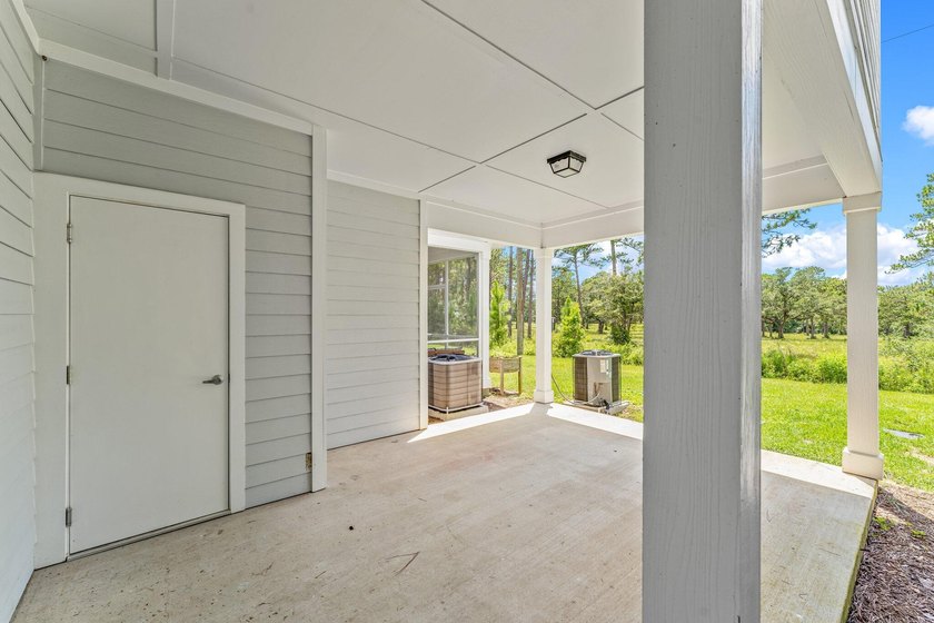 This Vista floor plan offers 3 bedrooms, 2.5 baths, and 1,336 sq - photo 12