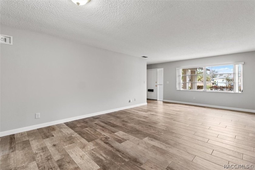 This beautifully remodeled home is right in the HEART of golf - photo 13