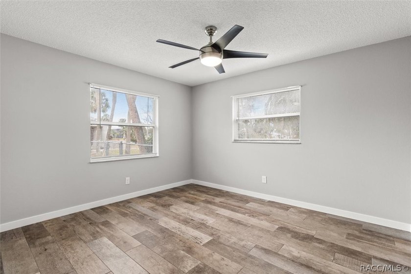 This beautifully remodeled home is right in the HEART of golf - photo 15