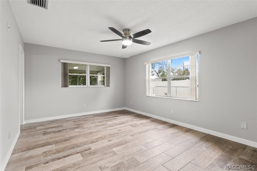 This beautifully remodeled home is right in the HEART of golf - photo 19