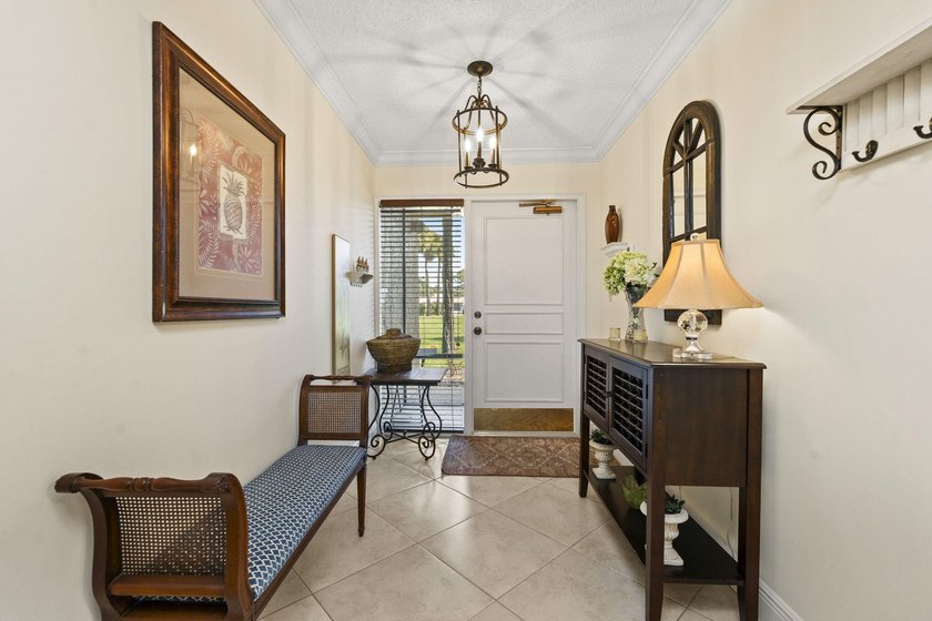 Fabulous opportunity! Beautiful and Rare 1st floor corner with 2 - photo 7