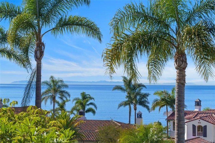 BEAUTIFULLY FURNISHED AND REMODELED HOME WITH BREATHTAKING OCEAN - photo 8