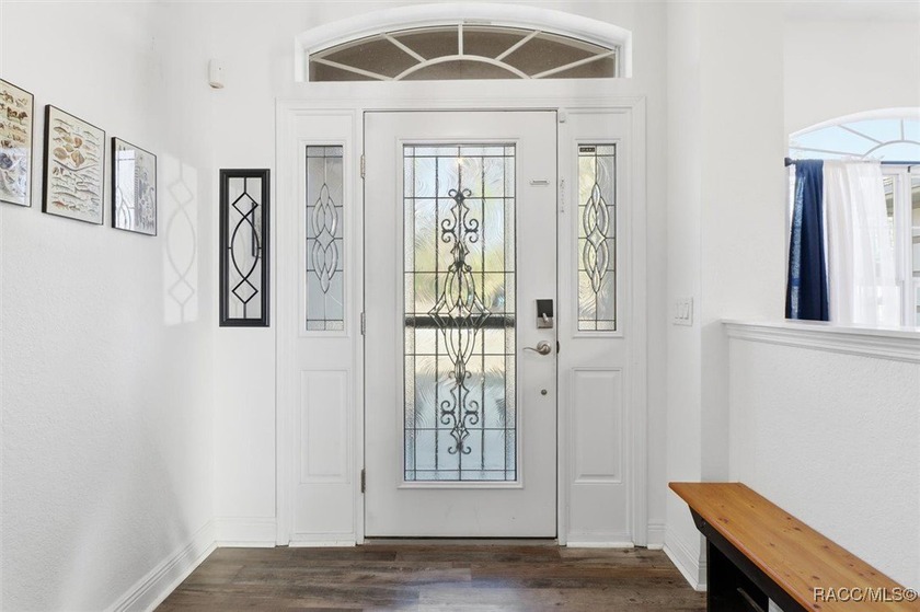 Welcome to this spacious 4-bedroom, 3 full bathroom home located - photo 9