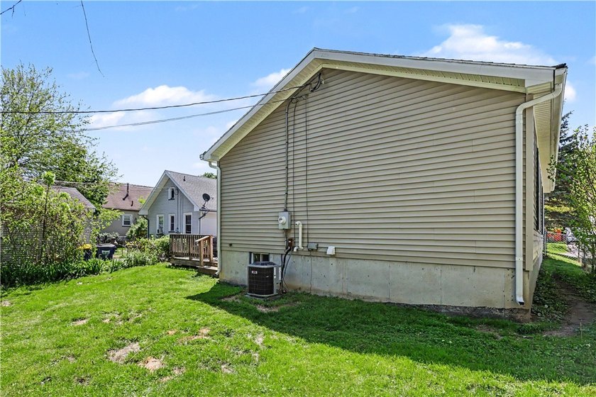 Deal Died, still available! Absolutely adorable and move-in - photo 25