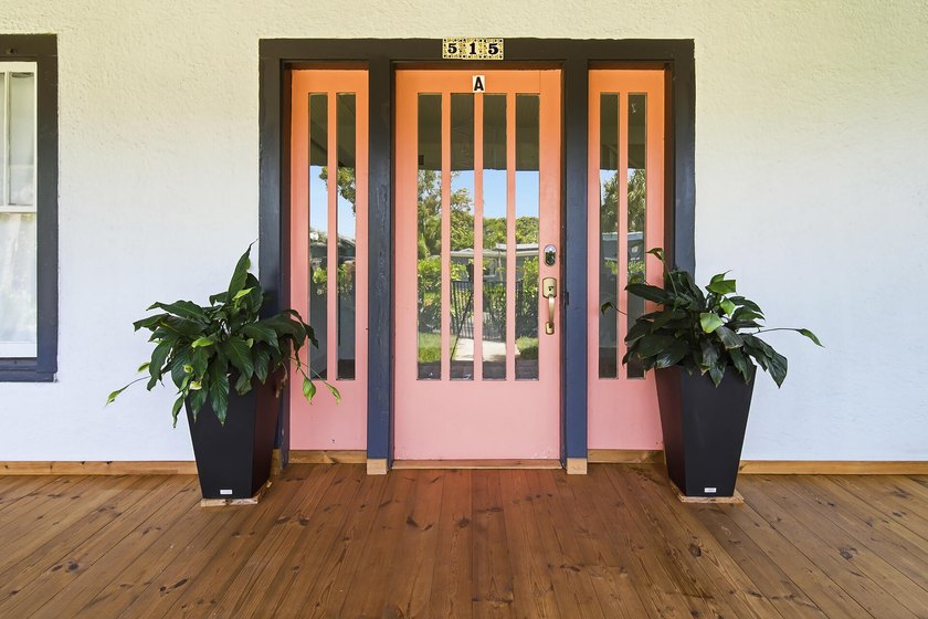 Set in the heart of West Palm Beach's historic Northwood - photo 8