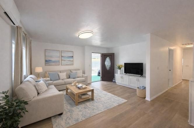 Beautifully remodeled manufactured home located in the desirable - photo 3