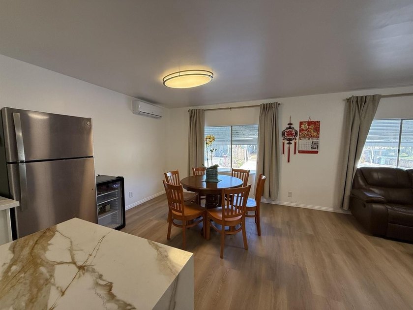 Beautifully remodeled manufactured home located in the desirable - photo 4