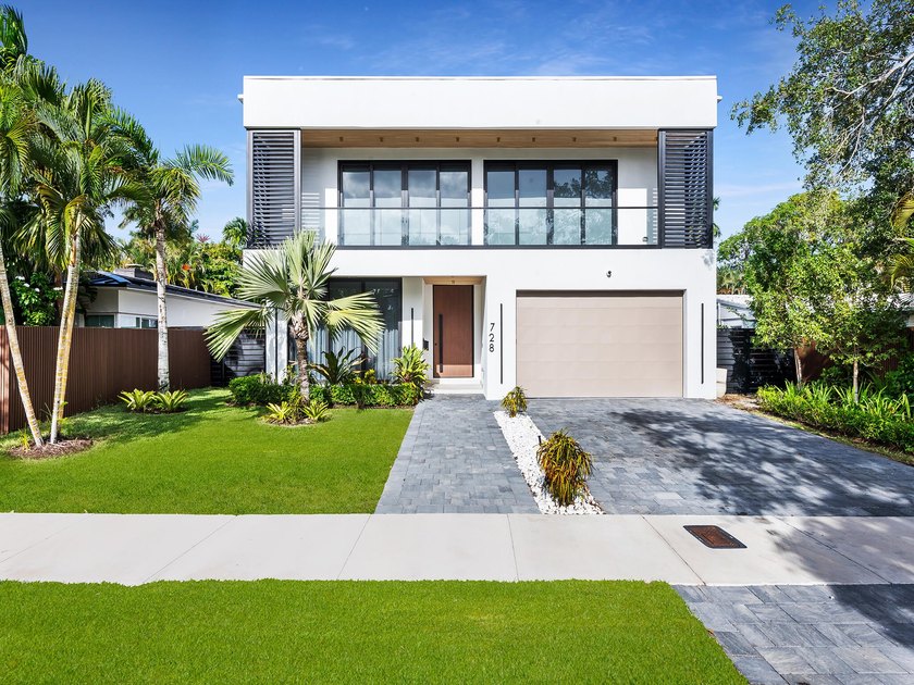 A refined take on modern luxury with fresh compositions enhanced - photo 3