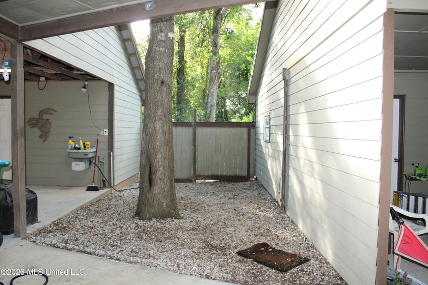 This home features an open floor plan, lots of shade from the - photo 7