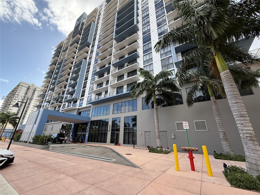 Experience the best of Downtown Doral in this beautiful - photo 2