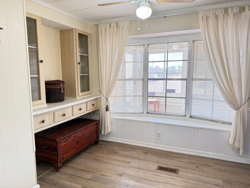 Located in Old Bridge Village, a vibrant, gated, 55+ boating - photo 4